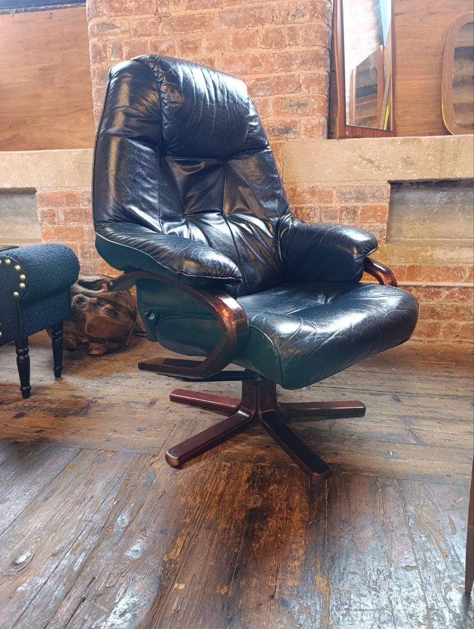 Vintage Unico Danish Stressless Leather Armchair - Dark Turquoise, Rosewood Frame, Mid-Century Modern