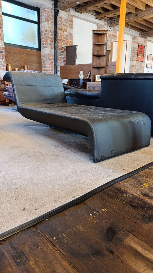 Ligne Roset ‘Downtown’ Chaise Longue – Pascal Mourgue