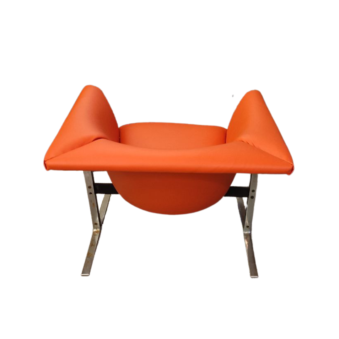 Mid-Century Masterpiece: Model 042 Lounge Chair by Geoffrey Harcourt for Artifort
