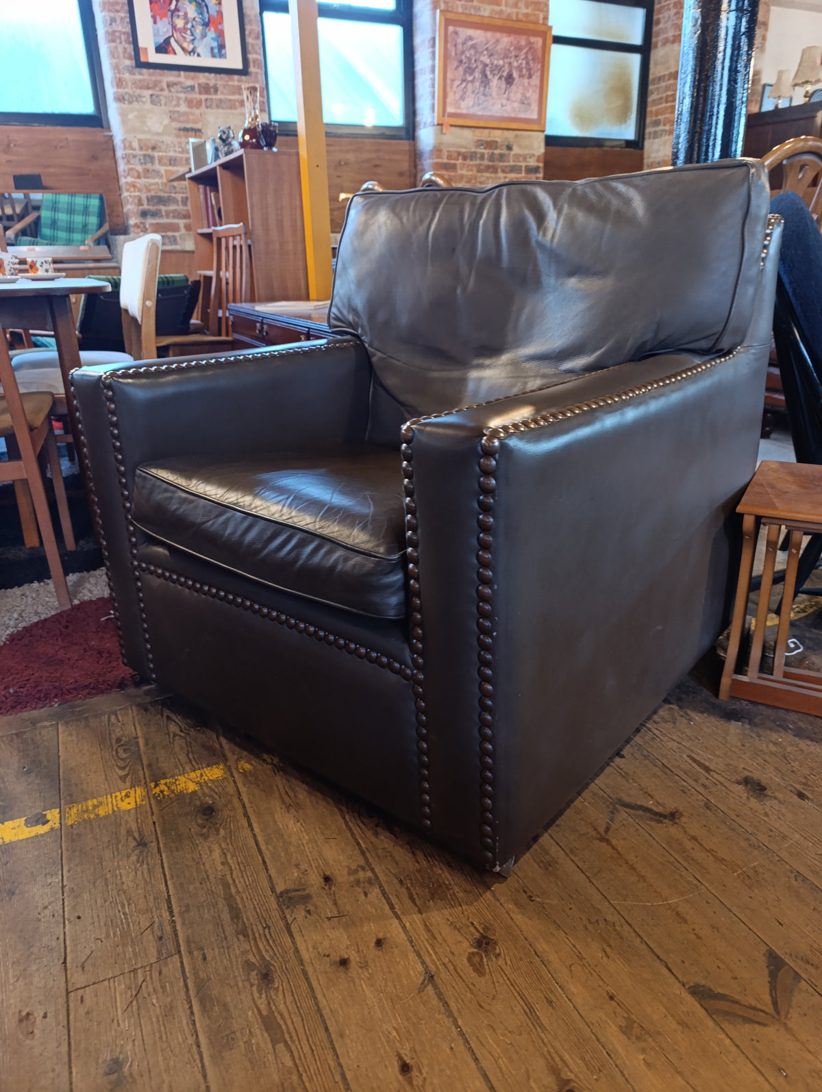 Chelsea-Made Brown Leather Club Armchair, late 1970s