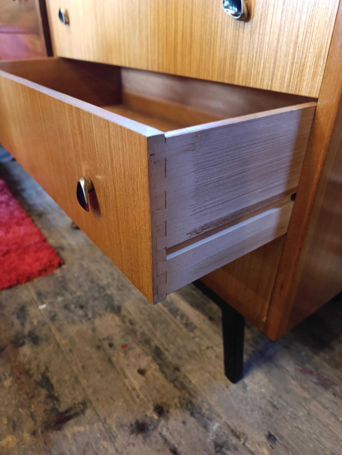 Austinsuite Teak Chest of Drawers with Teardrop Handles, 1960s — photograph 5