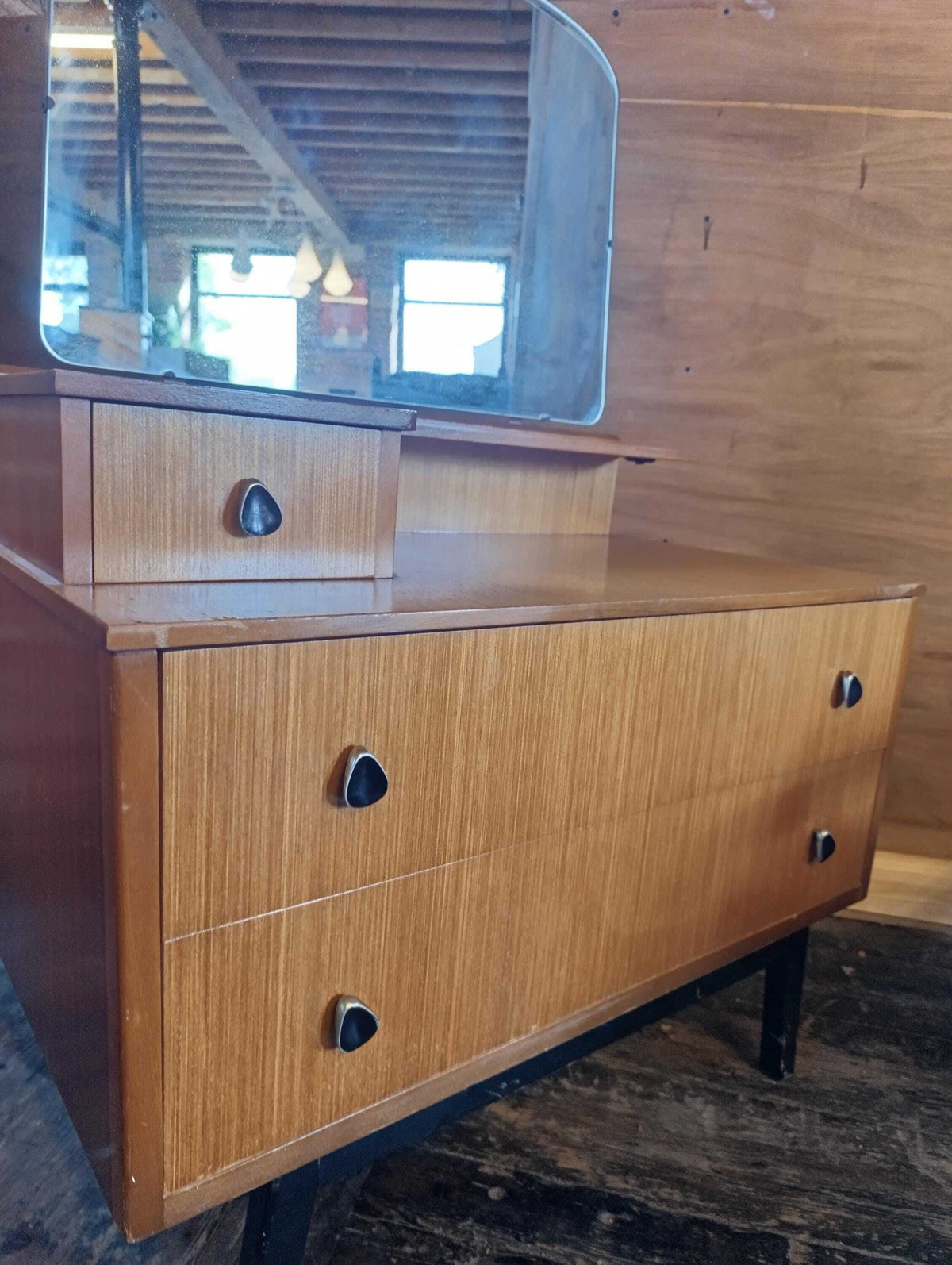 Austinsuite Teak Dressing Table with Mirror and Teardrop Handles — photograph 5