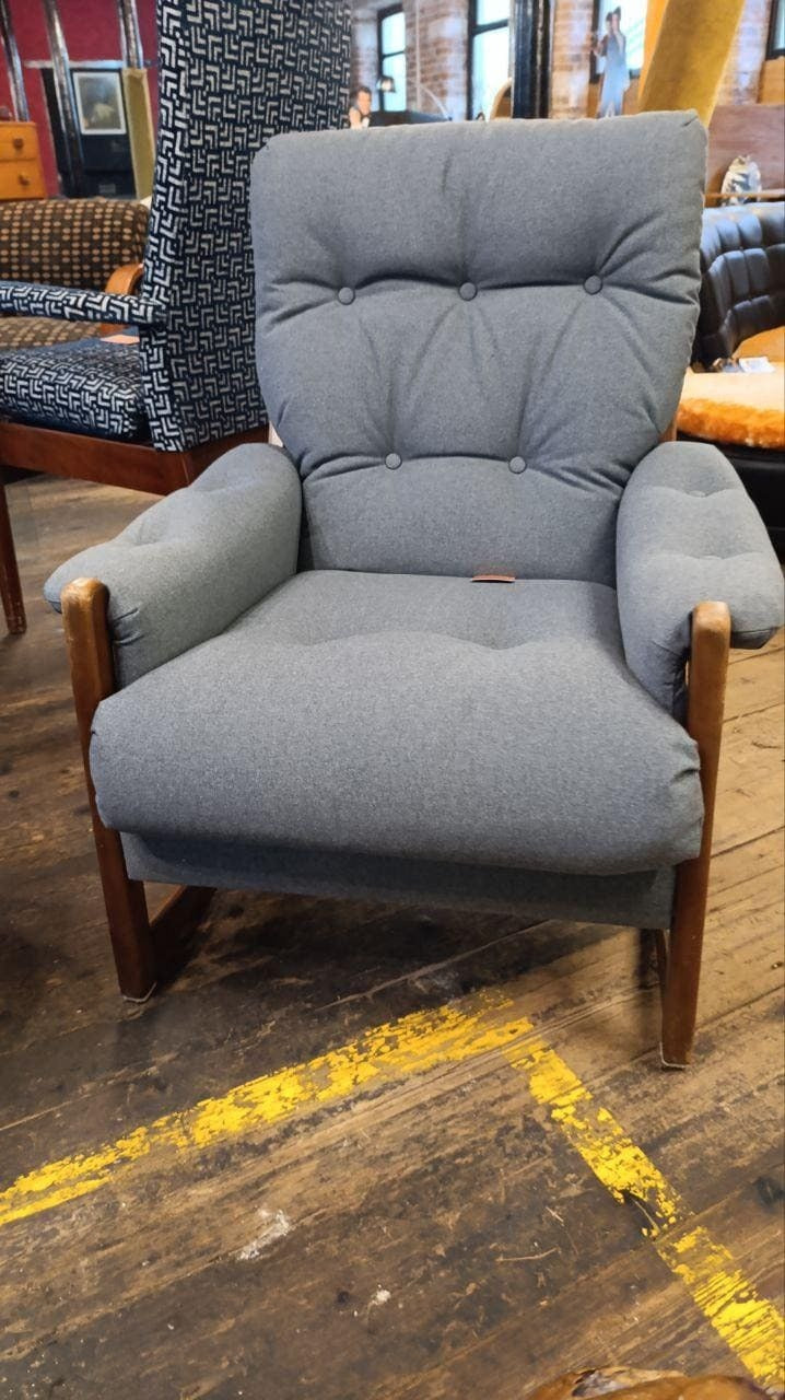 Cintique Easy Chair in Grey Wool-Blend Upholstery, 1950s — photograph 4