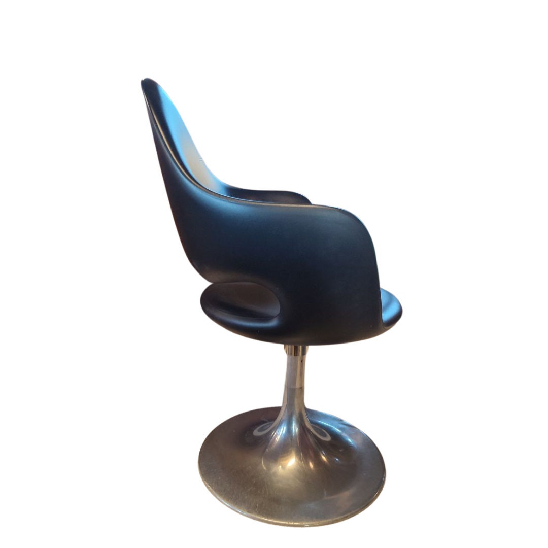 Vintage Italian Designer Tulip Chairs by Fabio di Bartolomei - Distinctive Black Swivel Seating for Modern Interiors