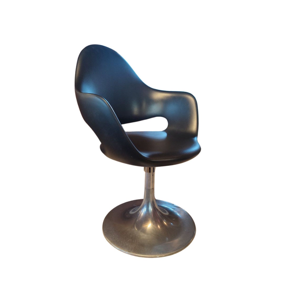 Vintage Italian Designer Tulip Chairs by Fabio di Bartolomei - Distinctive Black Swivel Seating for Modern Interiors