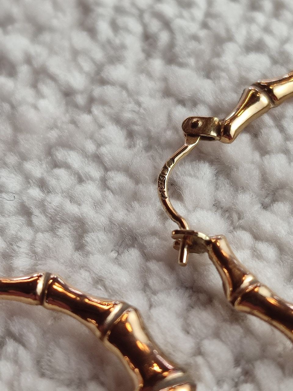 Elegant Vintage 9ct Gold Hoop Earrings | Timeless Beauty | Excellent Condition