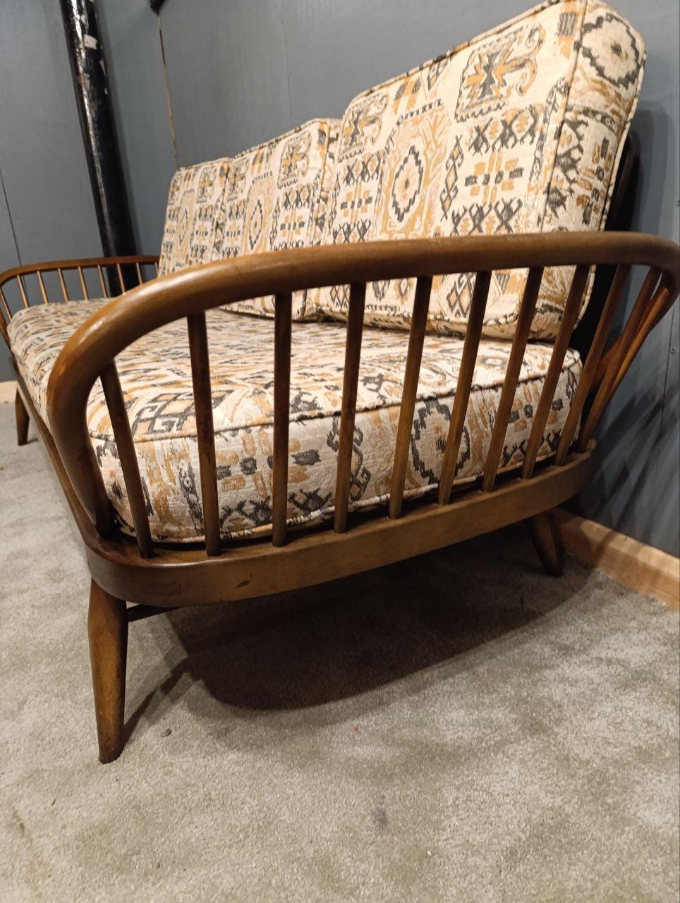 Iconic 1960s Ercol Studio Couch / Day Bed (with new upholstery)
