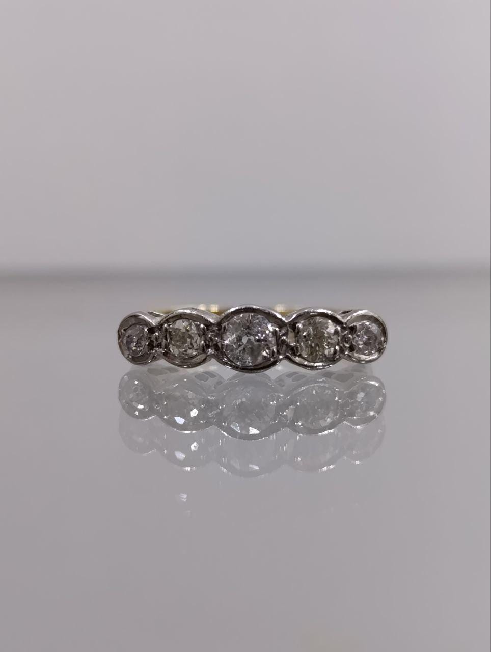 Elegant Gold & Platinum Diamond Trilogy Ring - 0.90ct