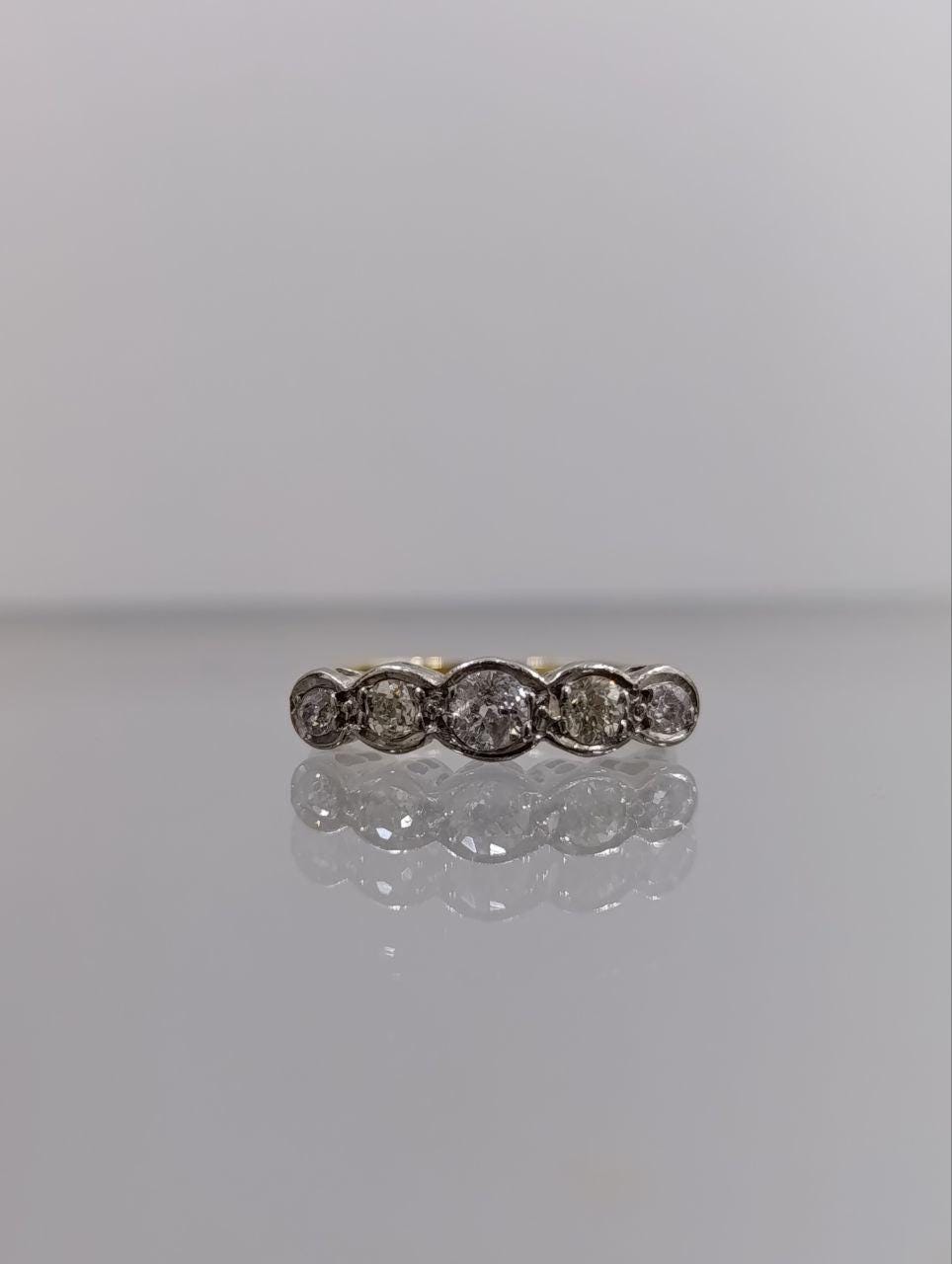 Elegant Gold & Platinum Diamond Trilogy Ring - 0.90ct