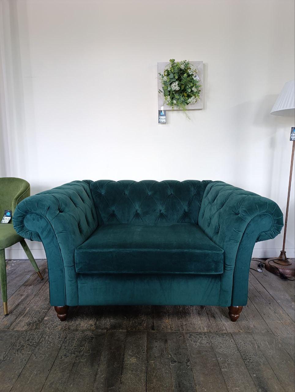 Large Chesterfield Style Cuddle Seat - Plush Green Velvet in Victorian Design