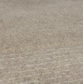 Elegant Wool Border Rug in Grey - Hand Crafted Comfort