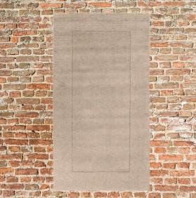 Elegant Wool Border Rug in Grey - Hand Crafted Comfort