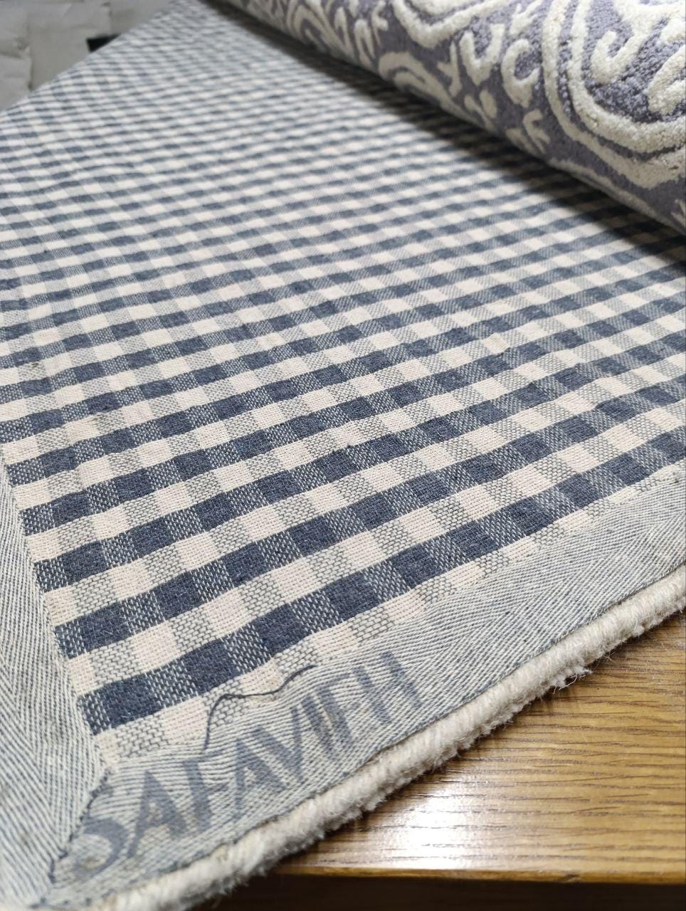 SAFAVIEH Navy Blue/Ivory Moroccan Wool Rug - Hand-Tufted