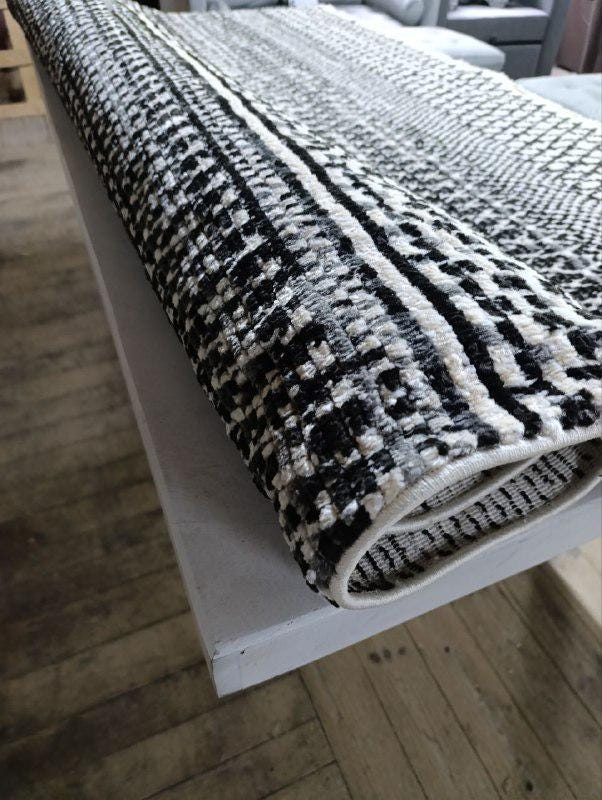 Hand-Knotted Wool Kilim Rug - Black & White Palestinian/Jordanian Design - As New