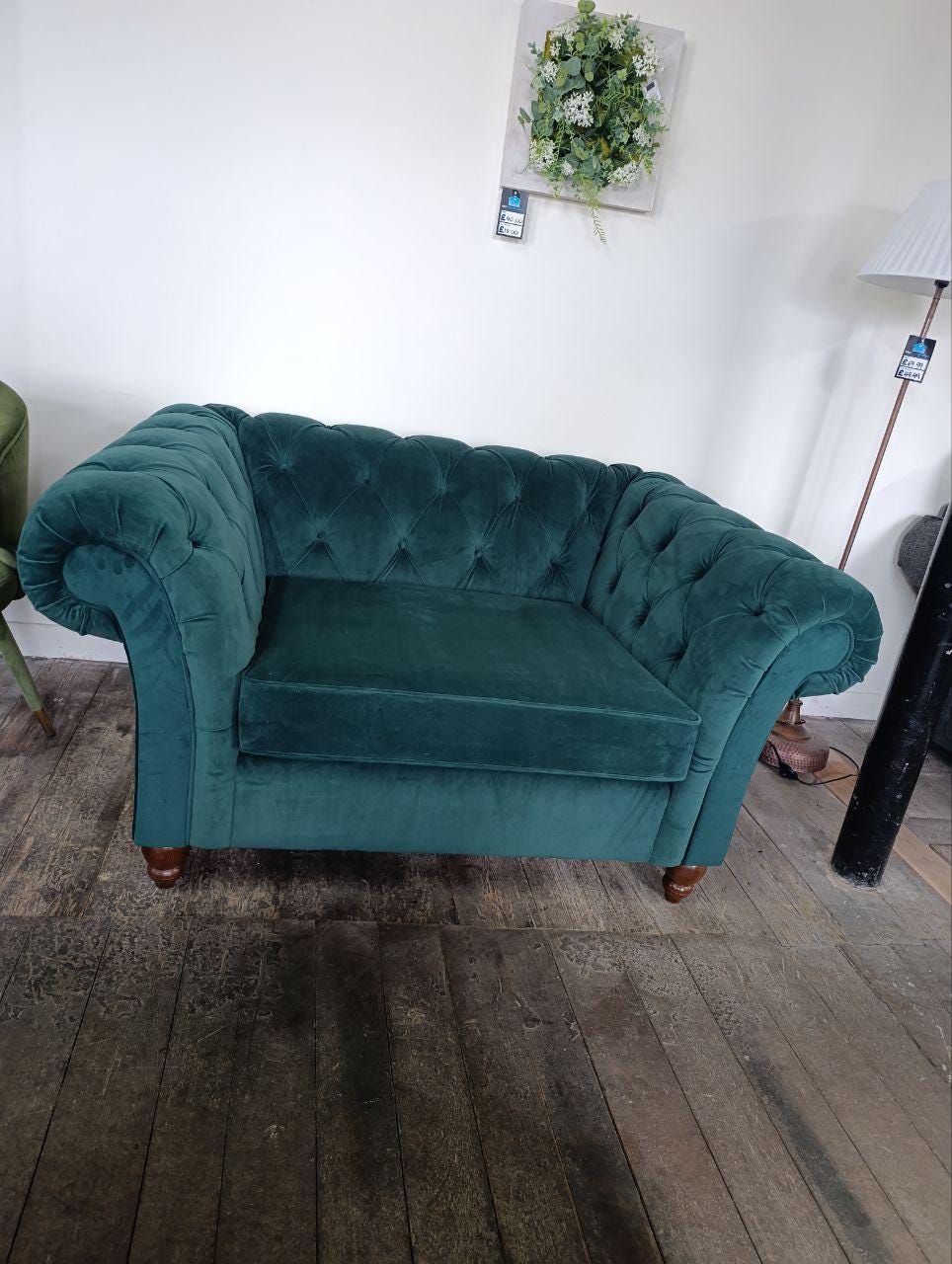 Large Chesterfield Style Cuddle Seat - Plush Green Velvet in Victorian Design