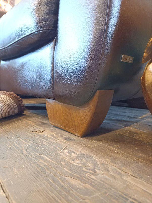 Vintage Stylish Armchair: Brown Leather Italian Design