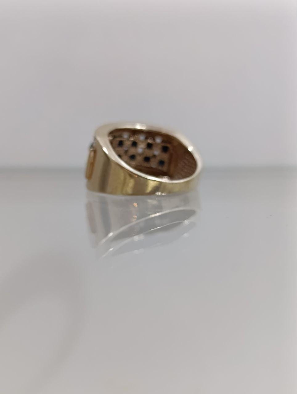 Bold 9ct Yellow Gold Black Sapphire Ring - Marcasite Effect Detailing - Early 2000s