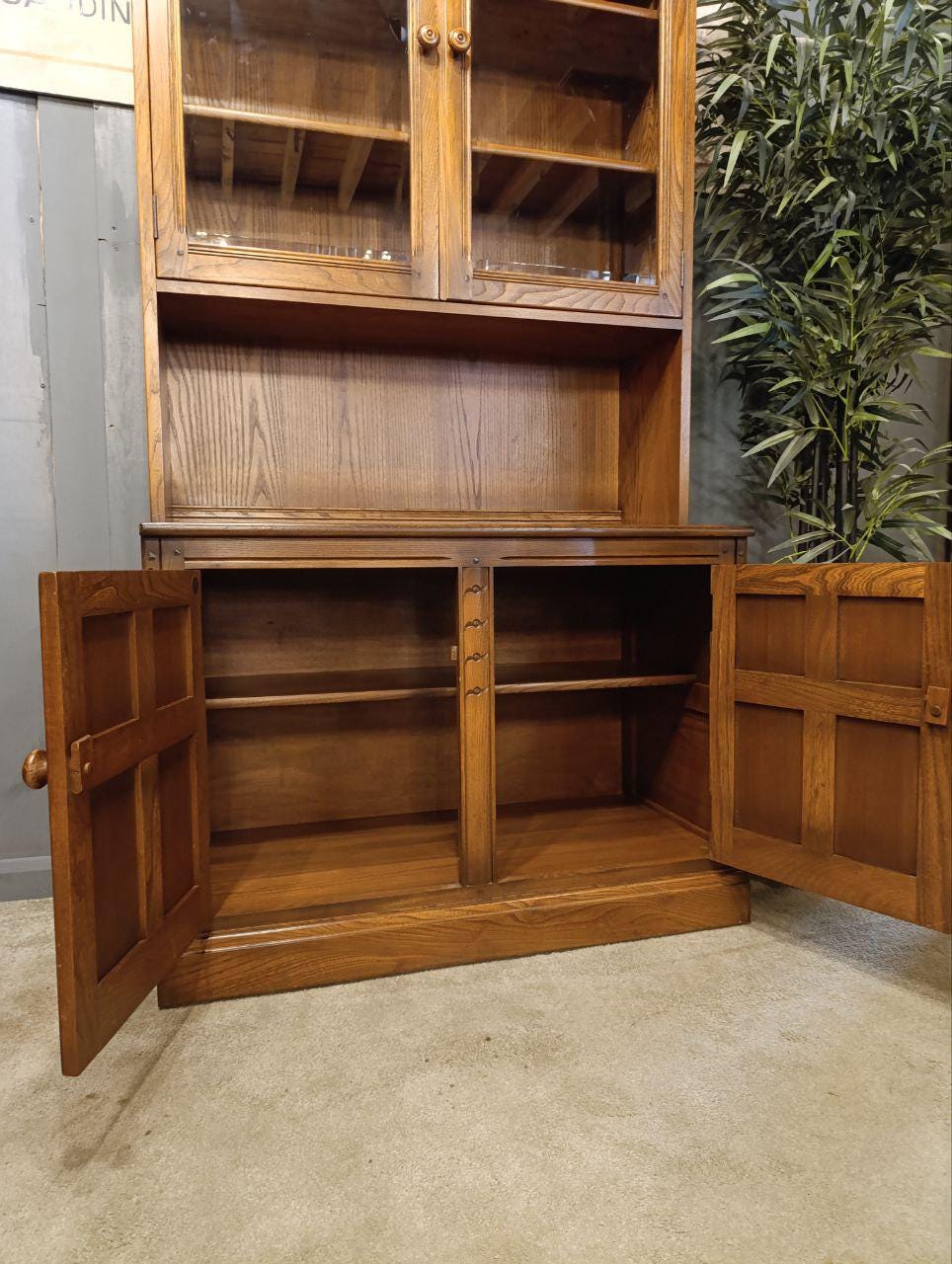 Ercol Mural Display Cabinet in Golden Dawn Finish – Traditional Elegance with Generous Storage