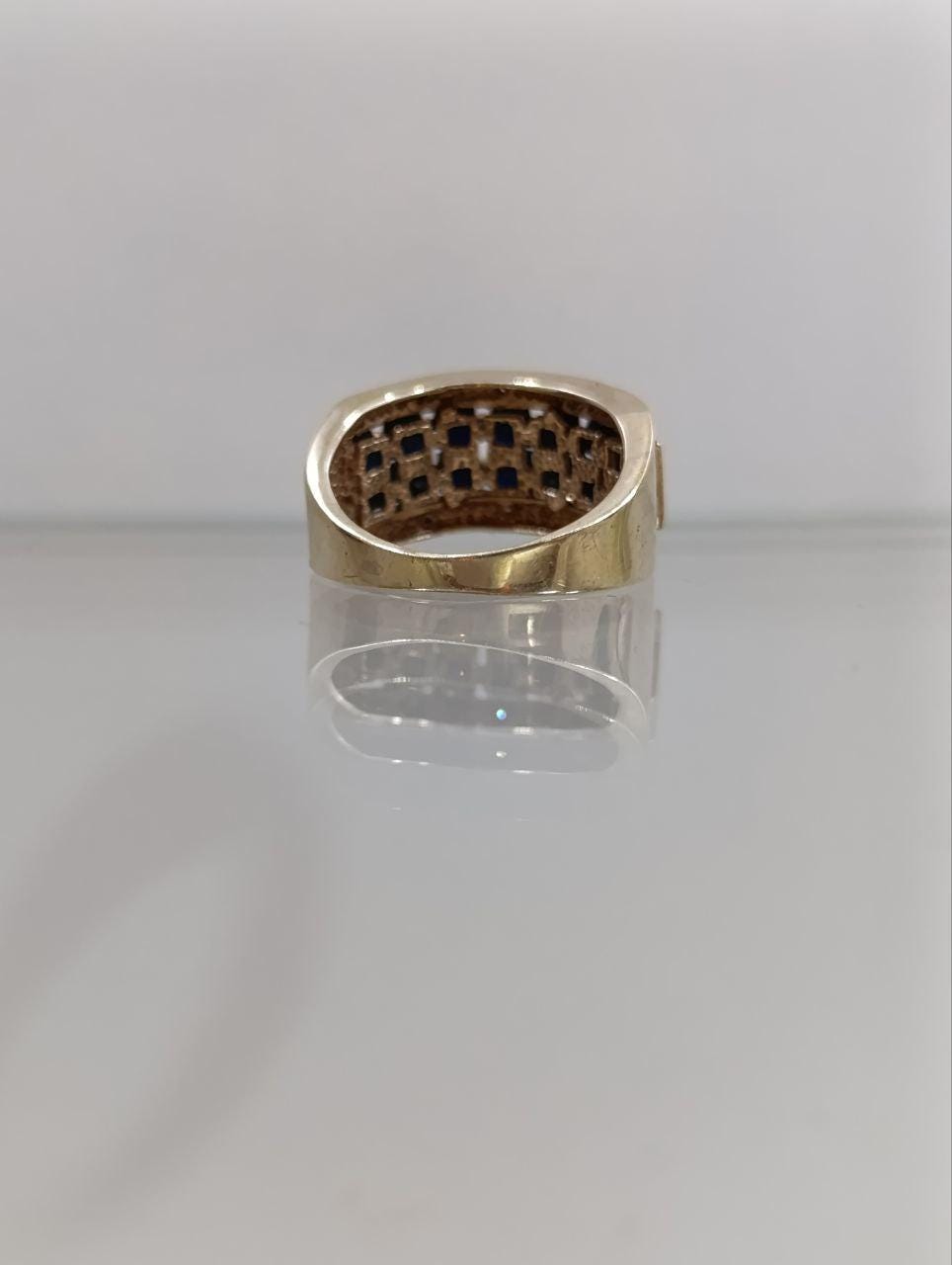 Bold 9ct Yellow Gold Black Sapphire Ring - Marcasite Effect Detailing - Early 2000s