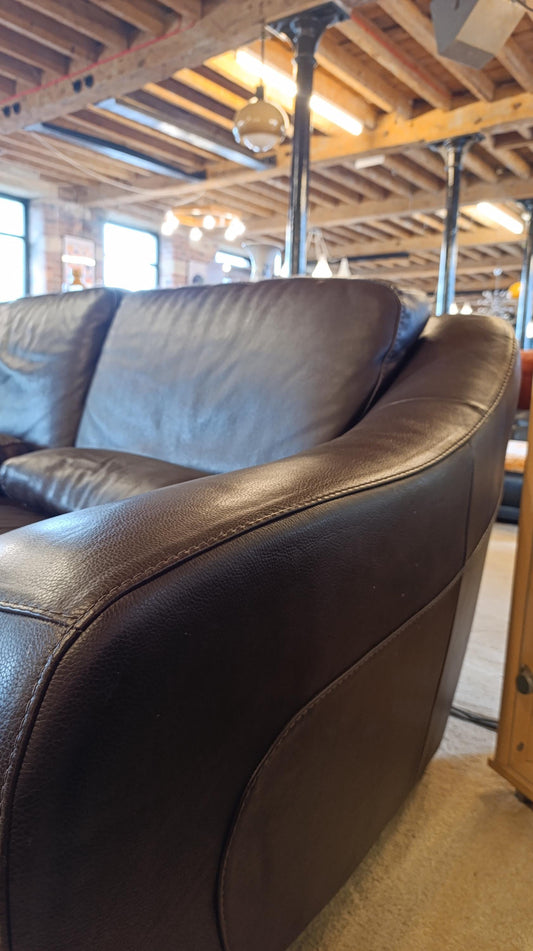 Leather 2-3 Seater Italian Sofa - Stylish 1990s Design