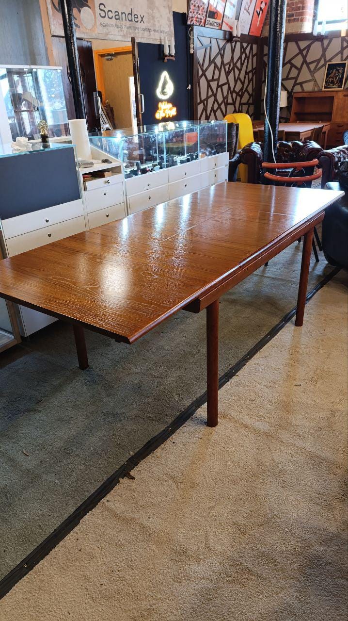 Rare Mid-Century White & Newton Extendable Teak Dining Table - 1960s British Design