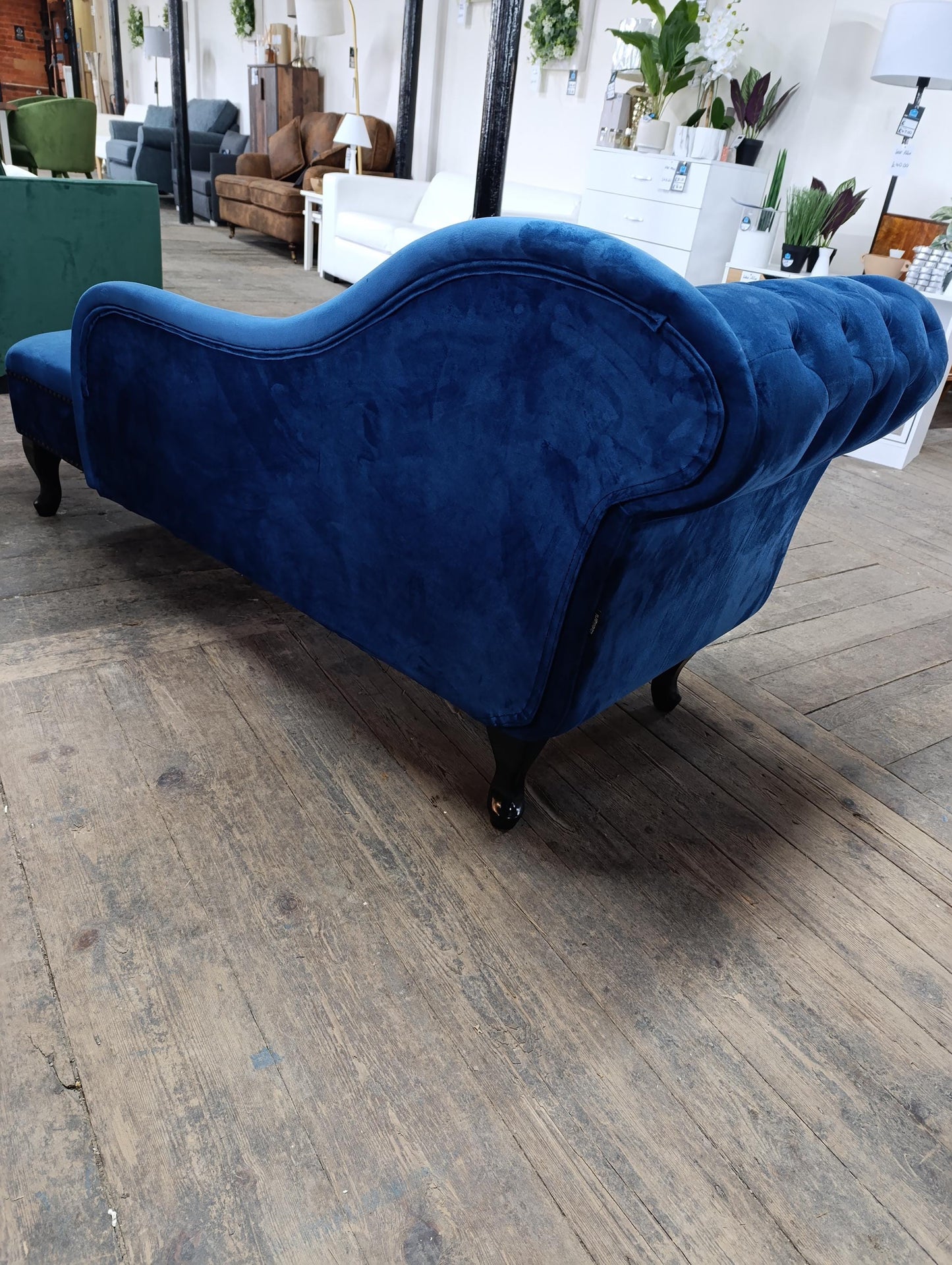 Blue Velvet Chesterfield-Style Chaise Longue | British Made