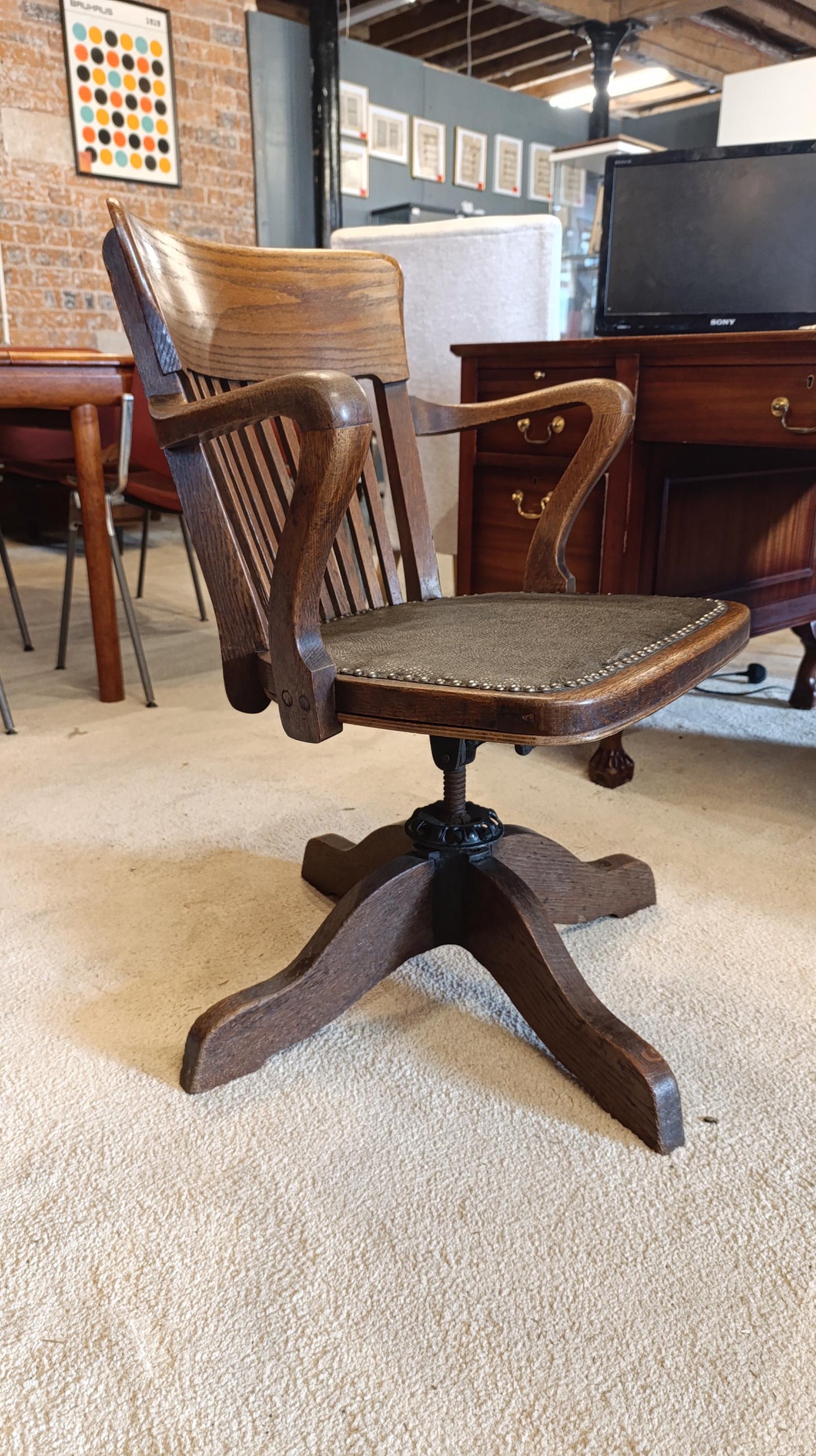 Early 20th Century Oak Swivel Desk Chair by Tapp & Toothill Ltd