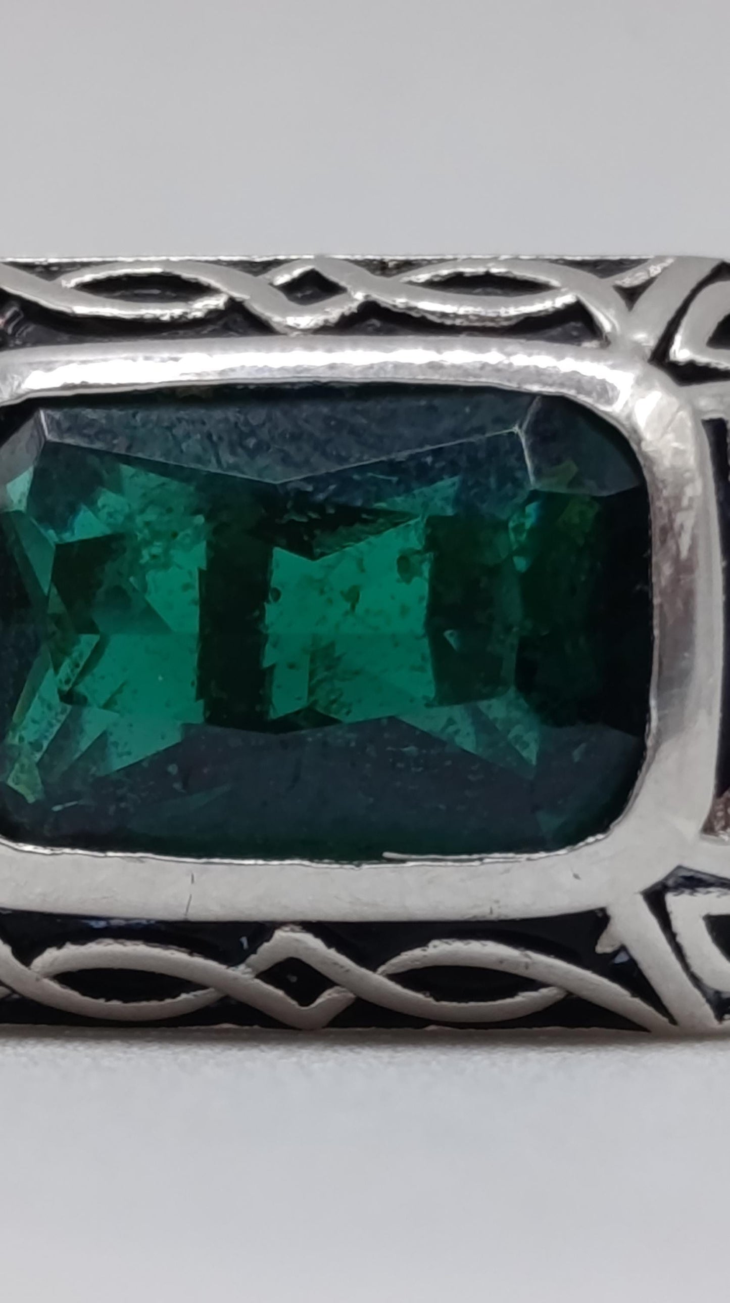 Sterling Silver Celtic-Style Ring with Green Quartz