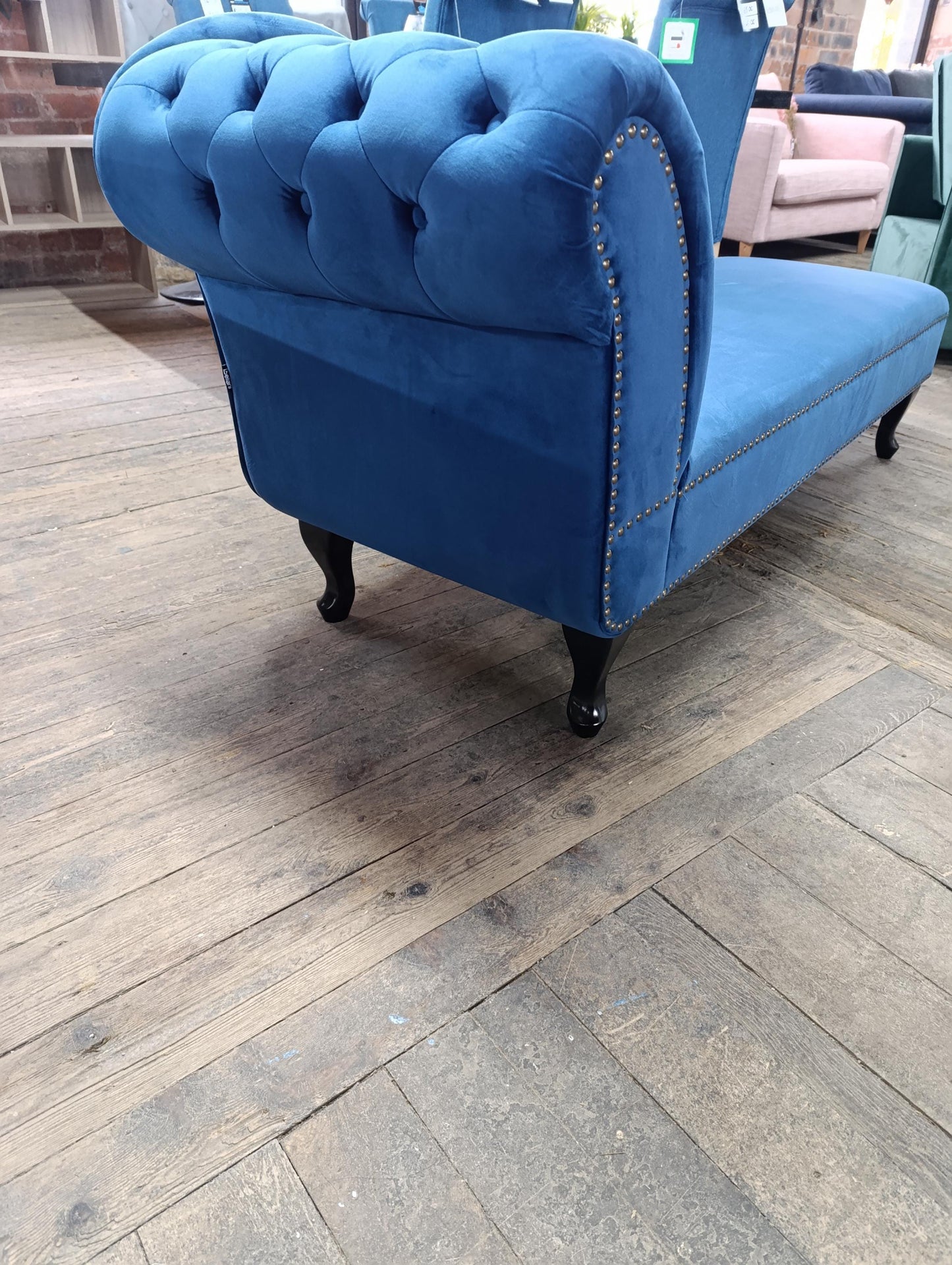 Blue Velvet Chesterfield-Style Chaise Longue | British Made