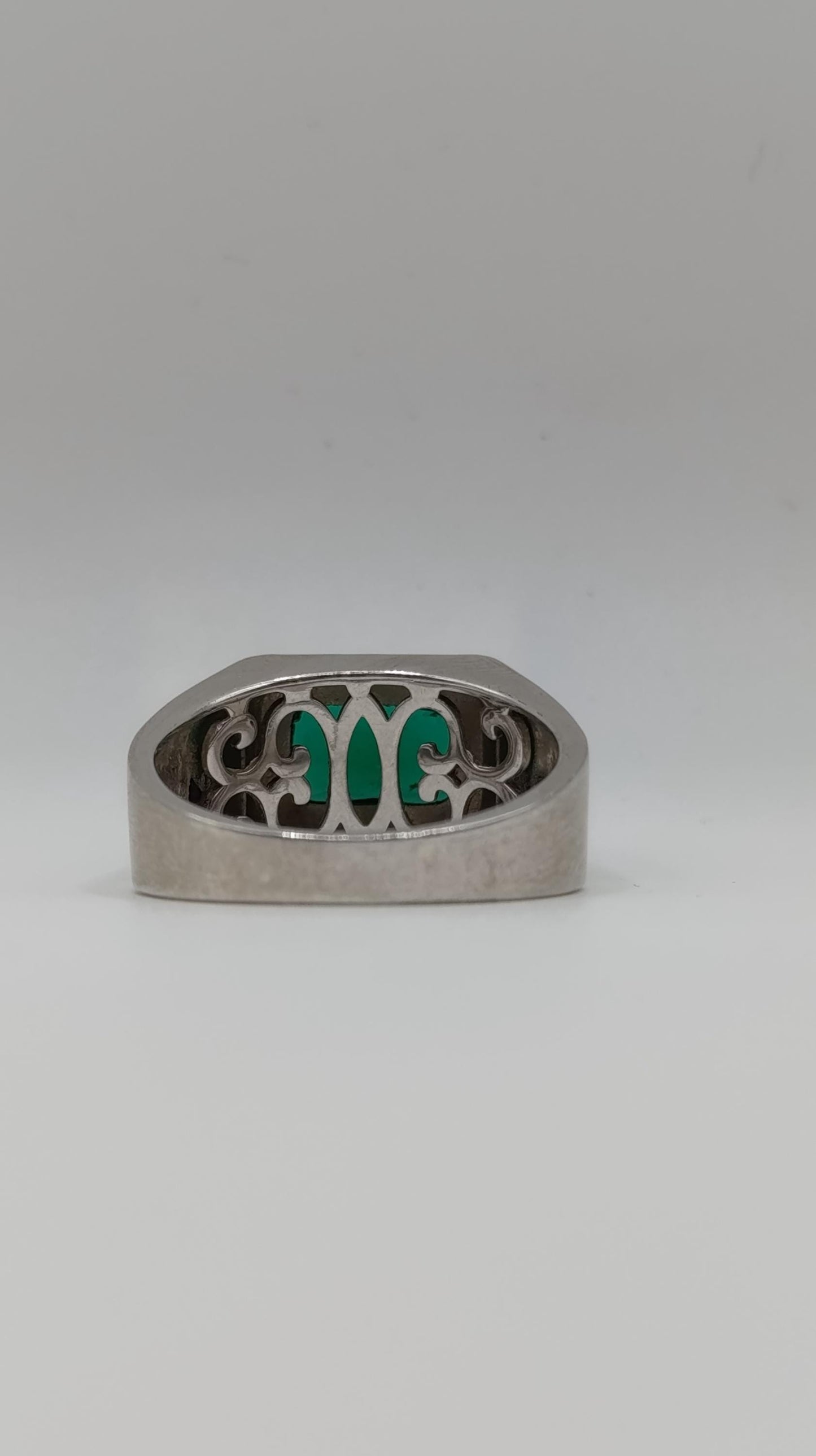 Sterling Silver Celtic-Style Ring with Green Quartz