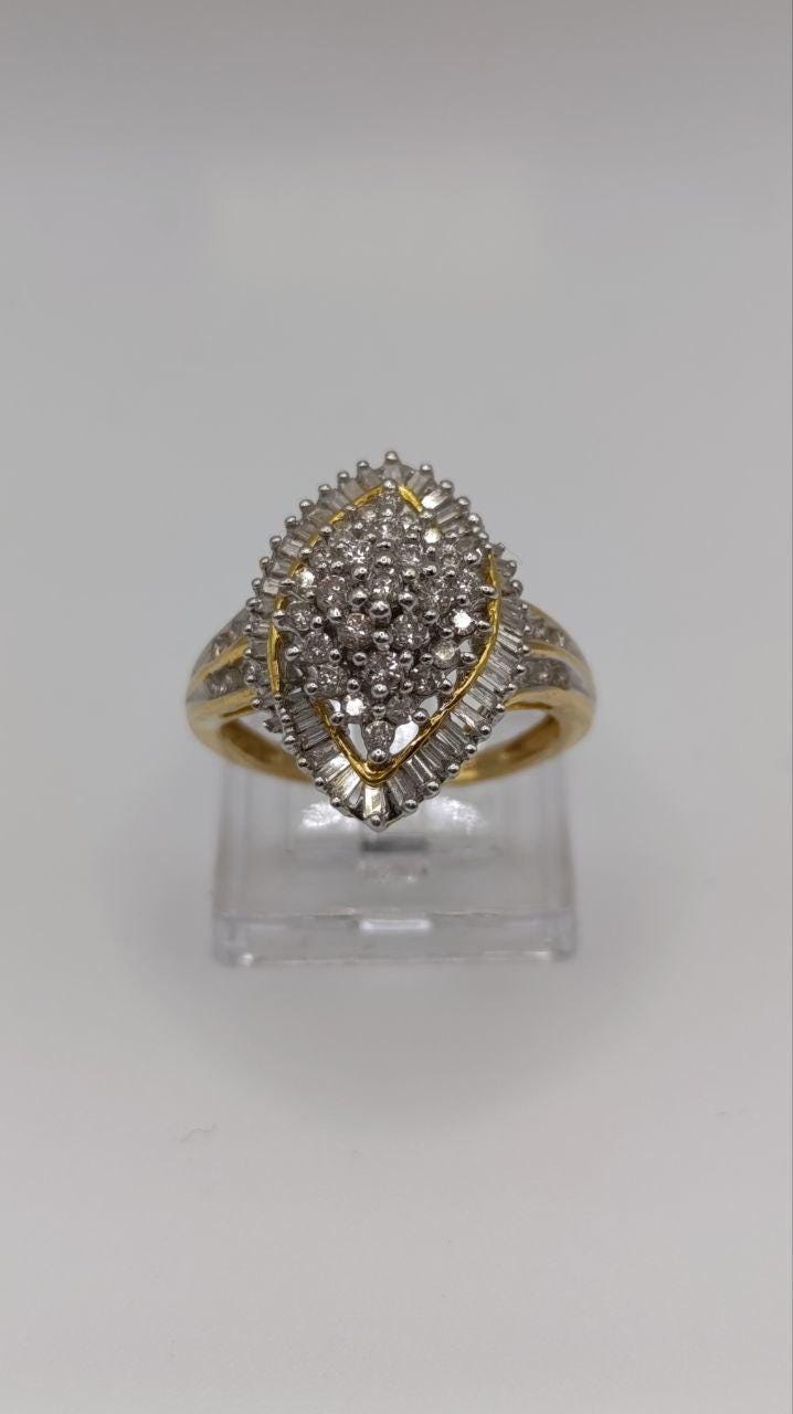 18ct Gold & Platinum Diamond Cluster Ring, Size R