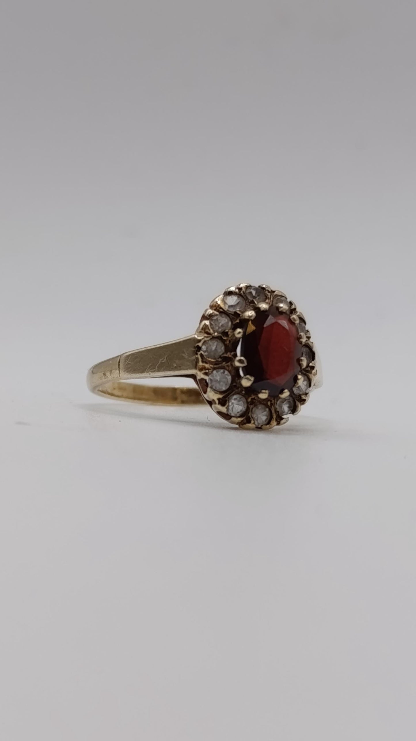 9ct Gold Diamond and Garnet Cluster Ring — London 1970