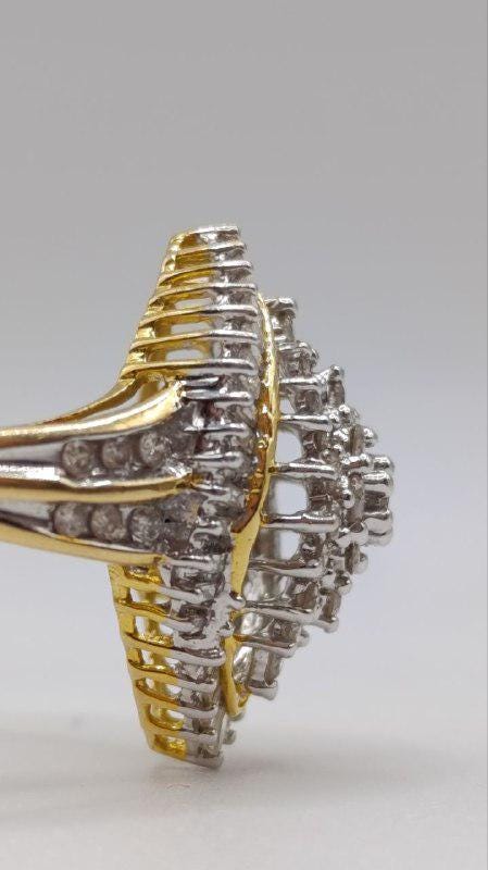 18ct Gold & Platinum Diamond Cluster Ring, Size R