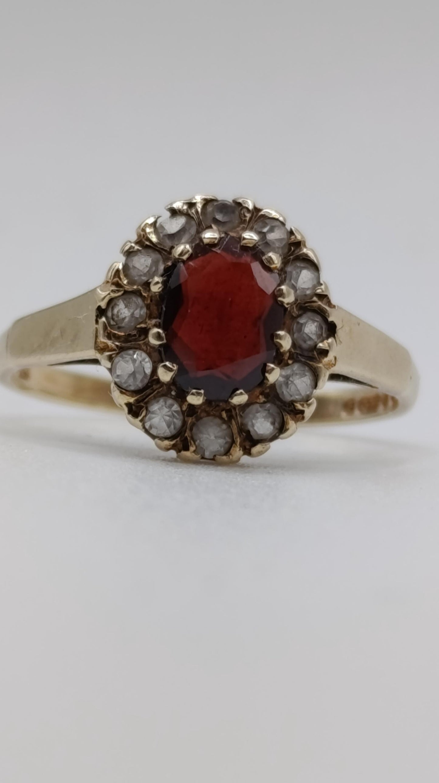 9ct Gold Diamond and Garnet Cluster Ring — London 1970