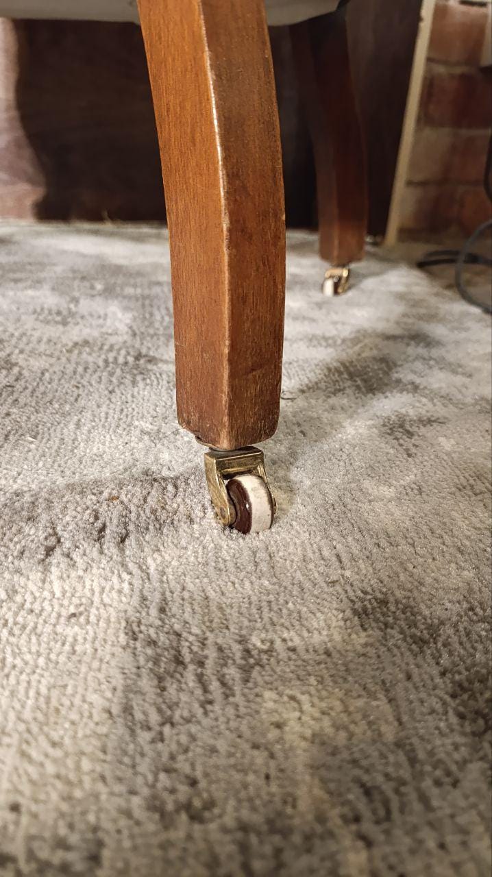 Victorian Drawing Room Suite – Settee & Two Armchairs (c.1880–1900)