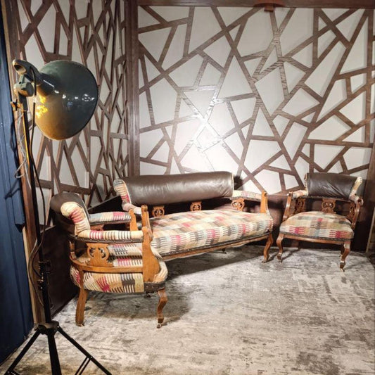 Victorian Drawing Room Suite – Settee & Two Armchairs (c.1880–1900)