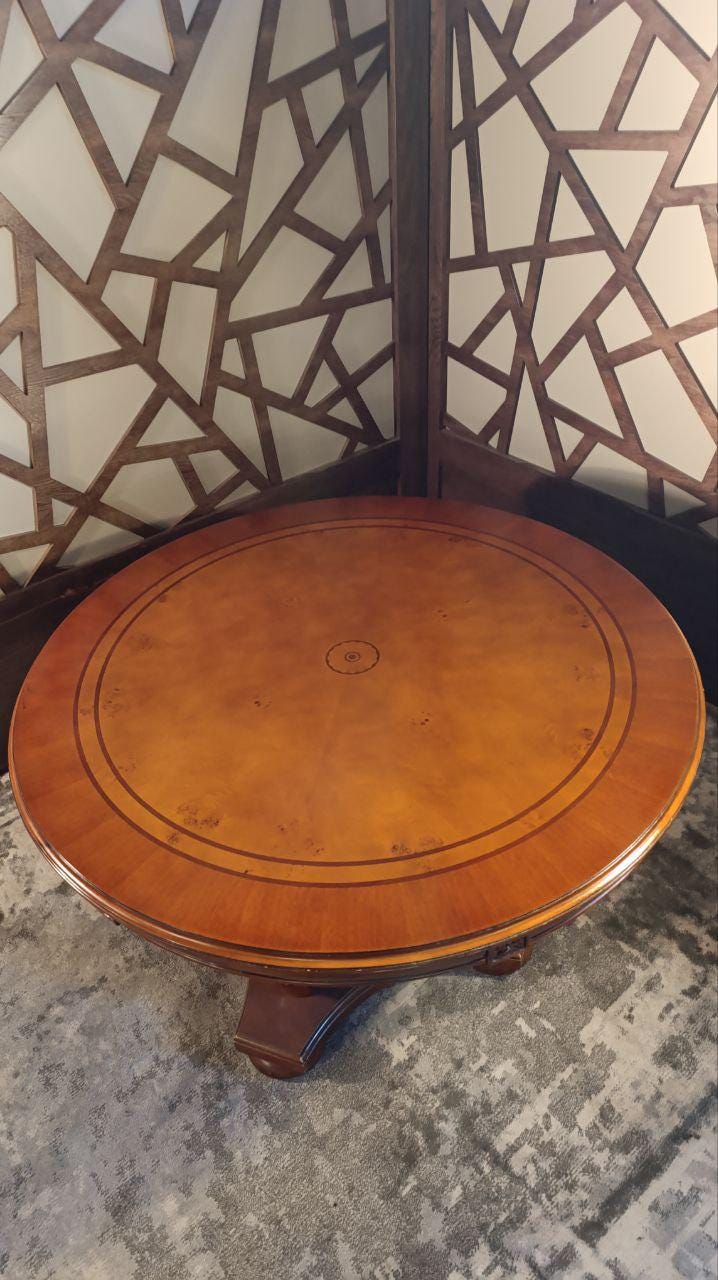 A Reproduction American Emprire / Late Regency Revival Round Pedestal Dining Table – 131cm