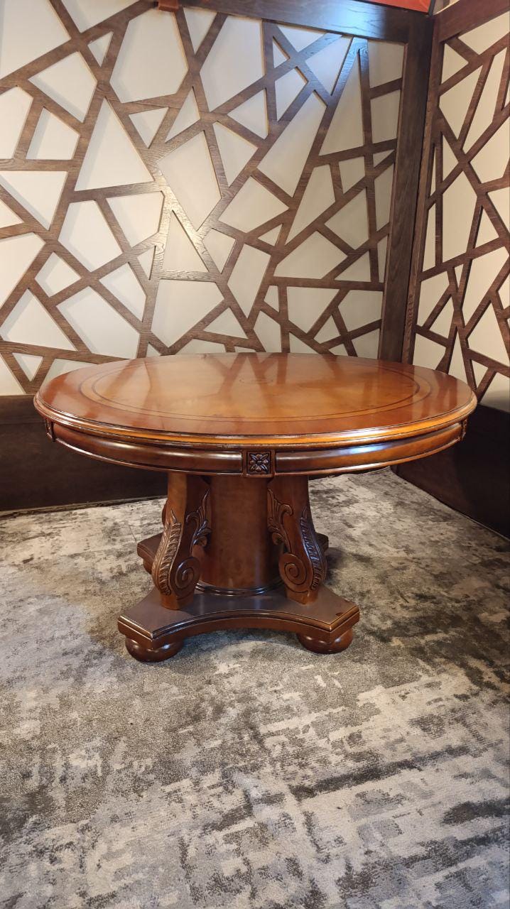 A Reproduction American Emprire / Late Regency Revival Round Pedestal Dining Table – 131cm