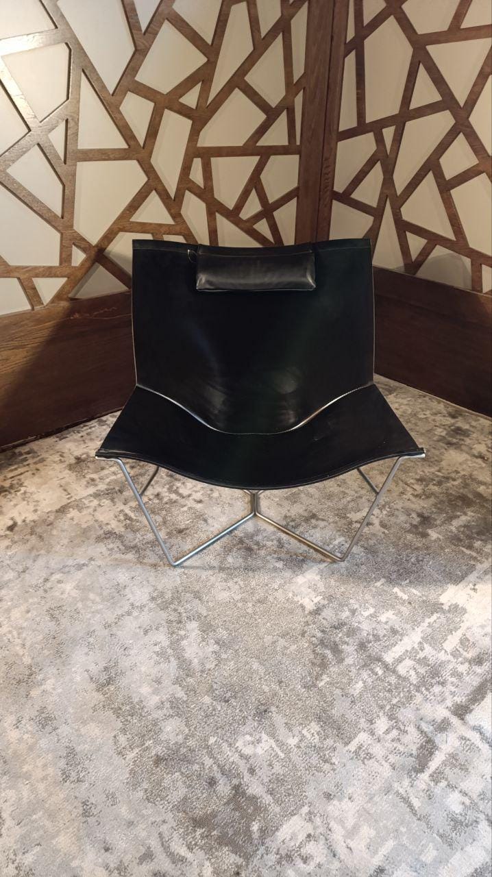 Vintage “Semana” Lounge Chair in Black Leather by David Weeks for Habitat UK (1990)