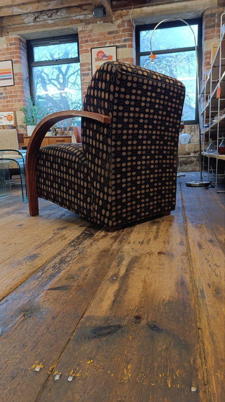 Art Deco Bentwood Lounge Chair in the Style of Halabala — Oak Frame, c.1930s–40s