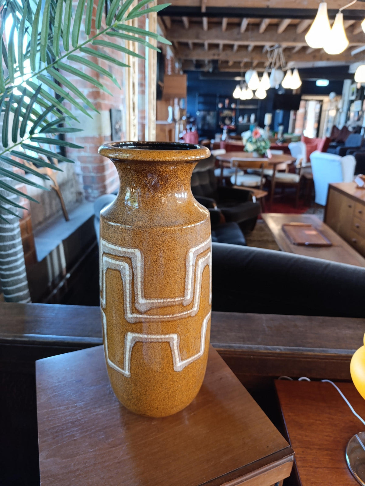 Scheurich Keramik West German Fat Lava Floor Vase — photograph 2