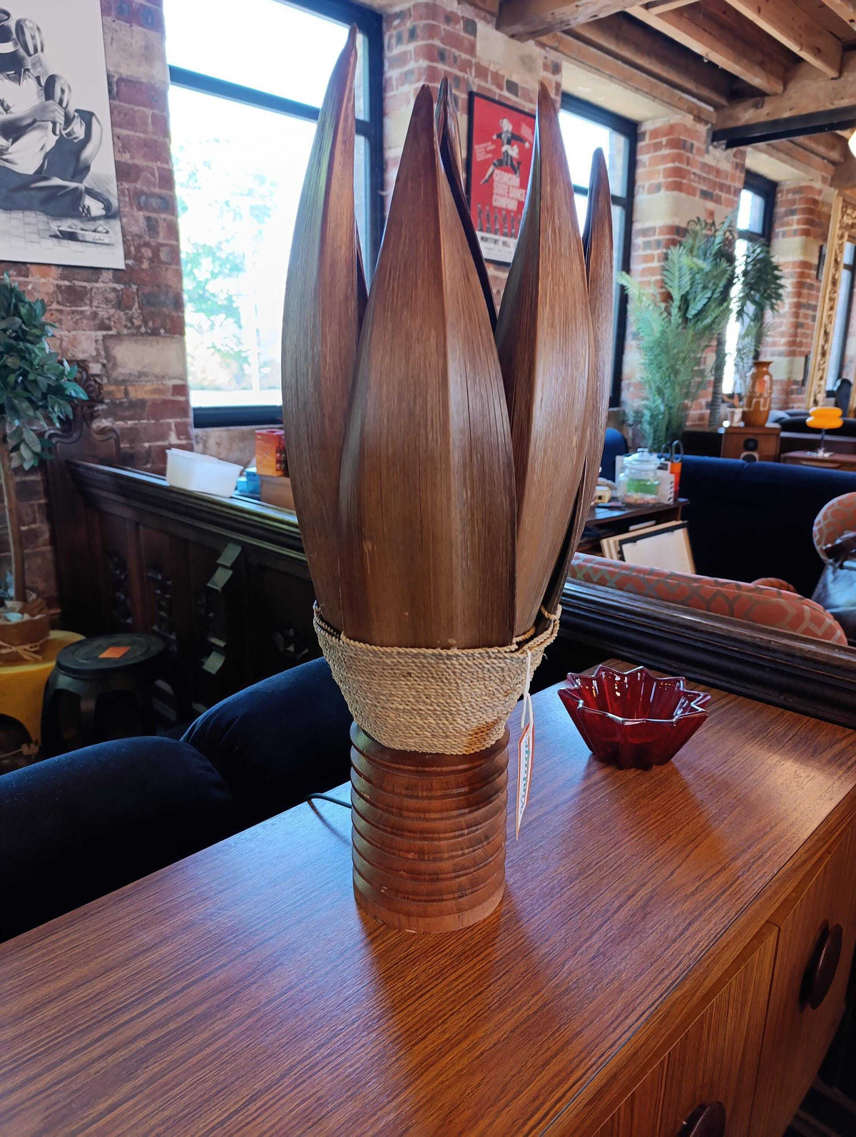 Sculptural Bentwood Palm-Leaf Table Lamp, circa 1970s — photograph 1