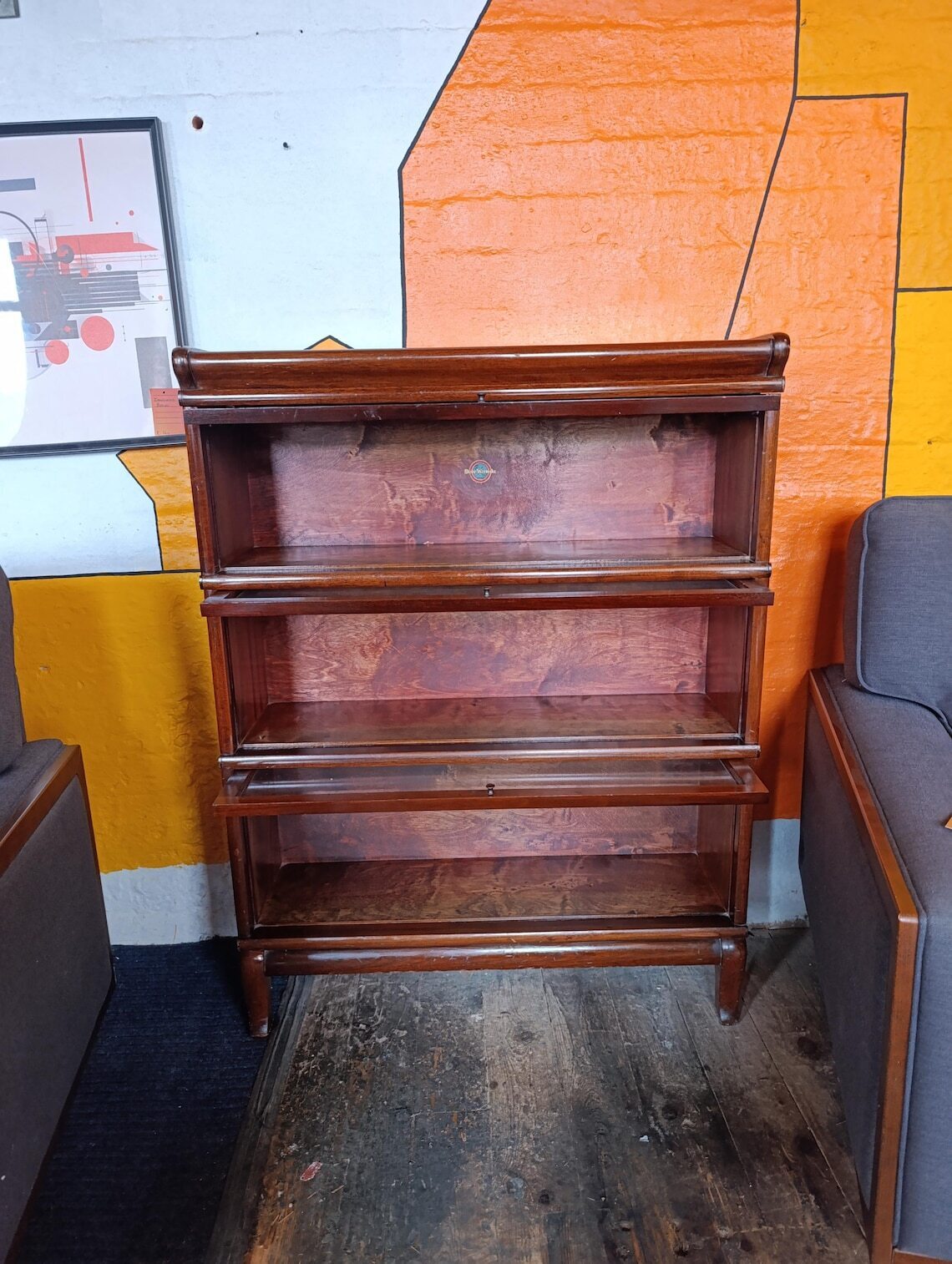 Globe-Wernicke Three-Section Barrister’s Bookcase — photograph 13