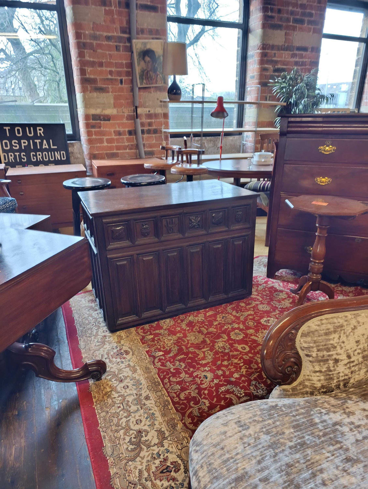 Tudor Revival Oak Coffer with Heraldic Carving — photograph 2