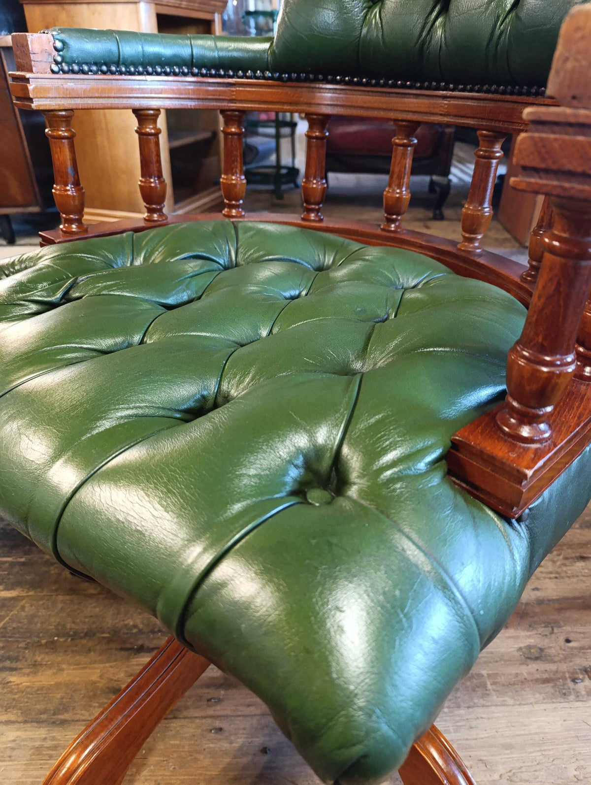 Victorian-Style Green Leather Captain’s Swivel Desk Chair — photograph 6