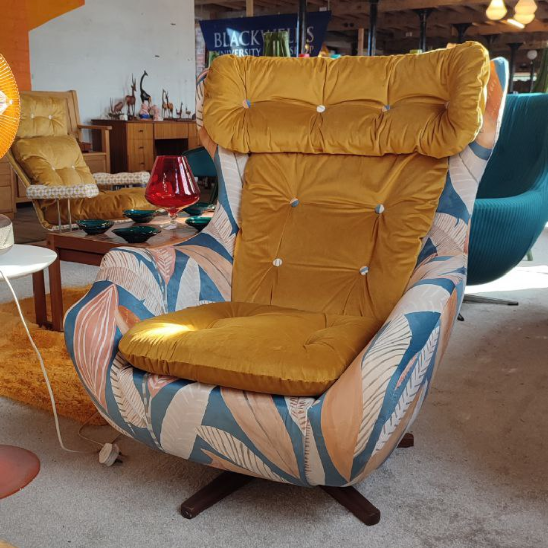 Iconic Mid Century Statesman Chair by Parker Knoll New